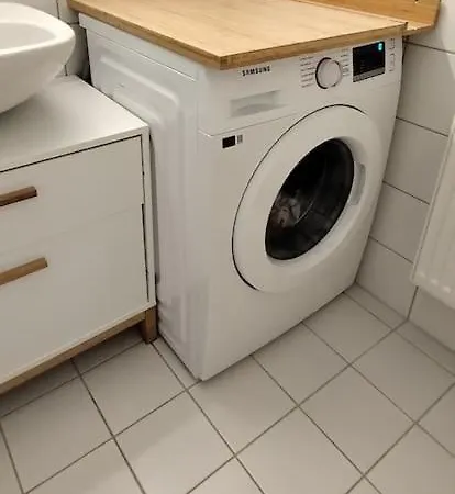 Apartment Shared Cozy Place In Stuttgart's Heart!